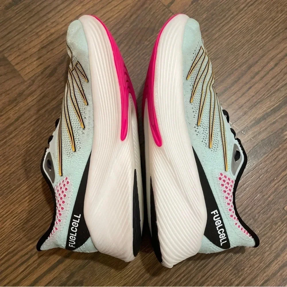 New Balance Fuelcell RC Elite V2 in Sky Blue(2021) WRCELSV2 Women 11
